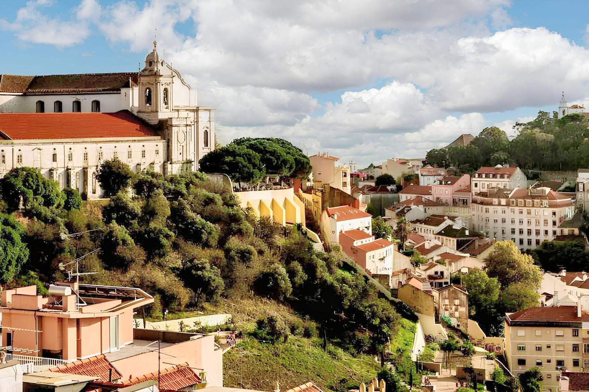 Comfortable Apartment With Balcony And Sea View In Lisbon 50 M² Exteriör bild
