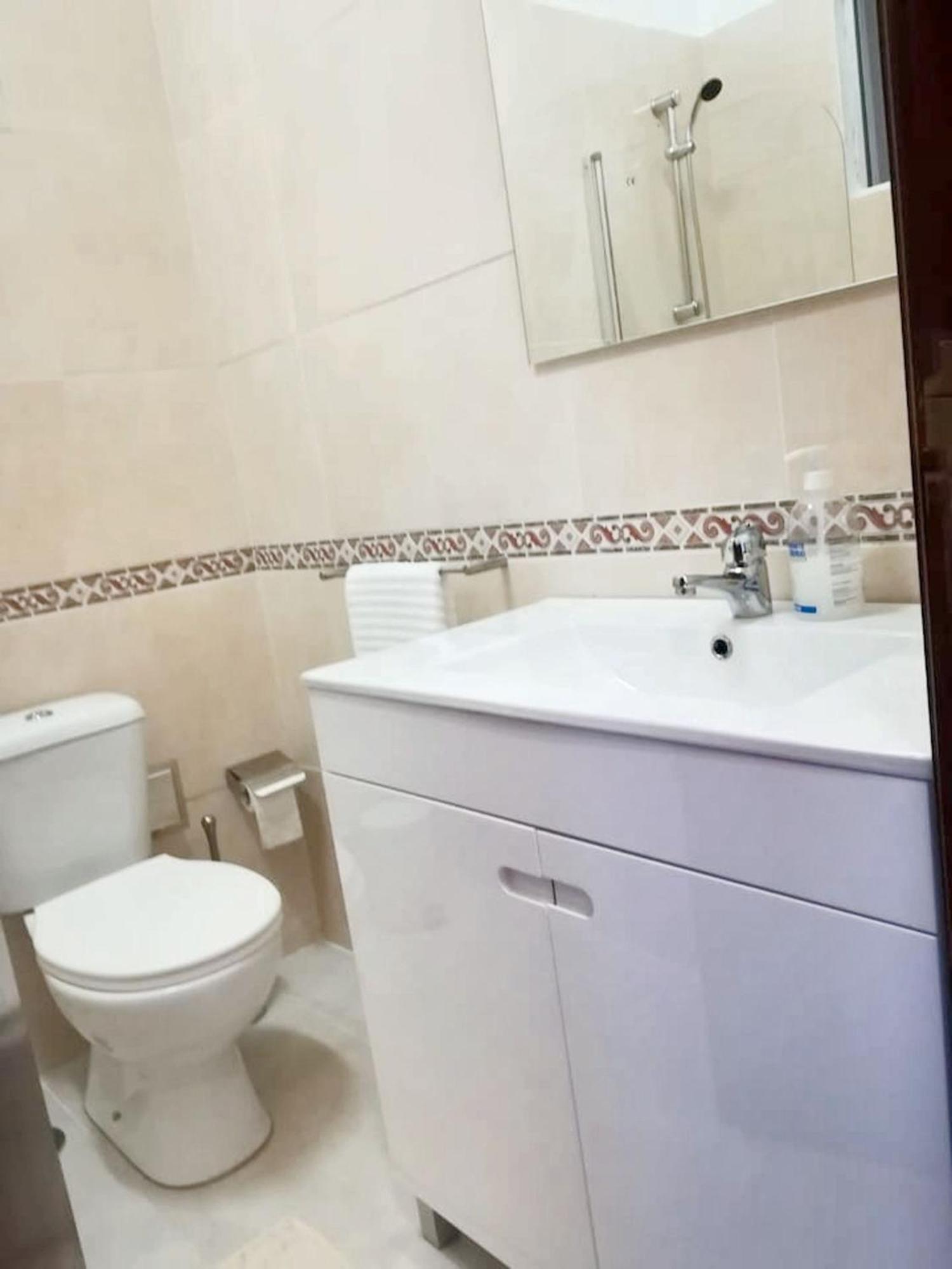 Comfortable Apartment With Balcony And Sea View In Lisbon 50 M² Exteriör bild