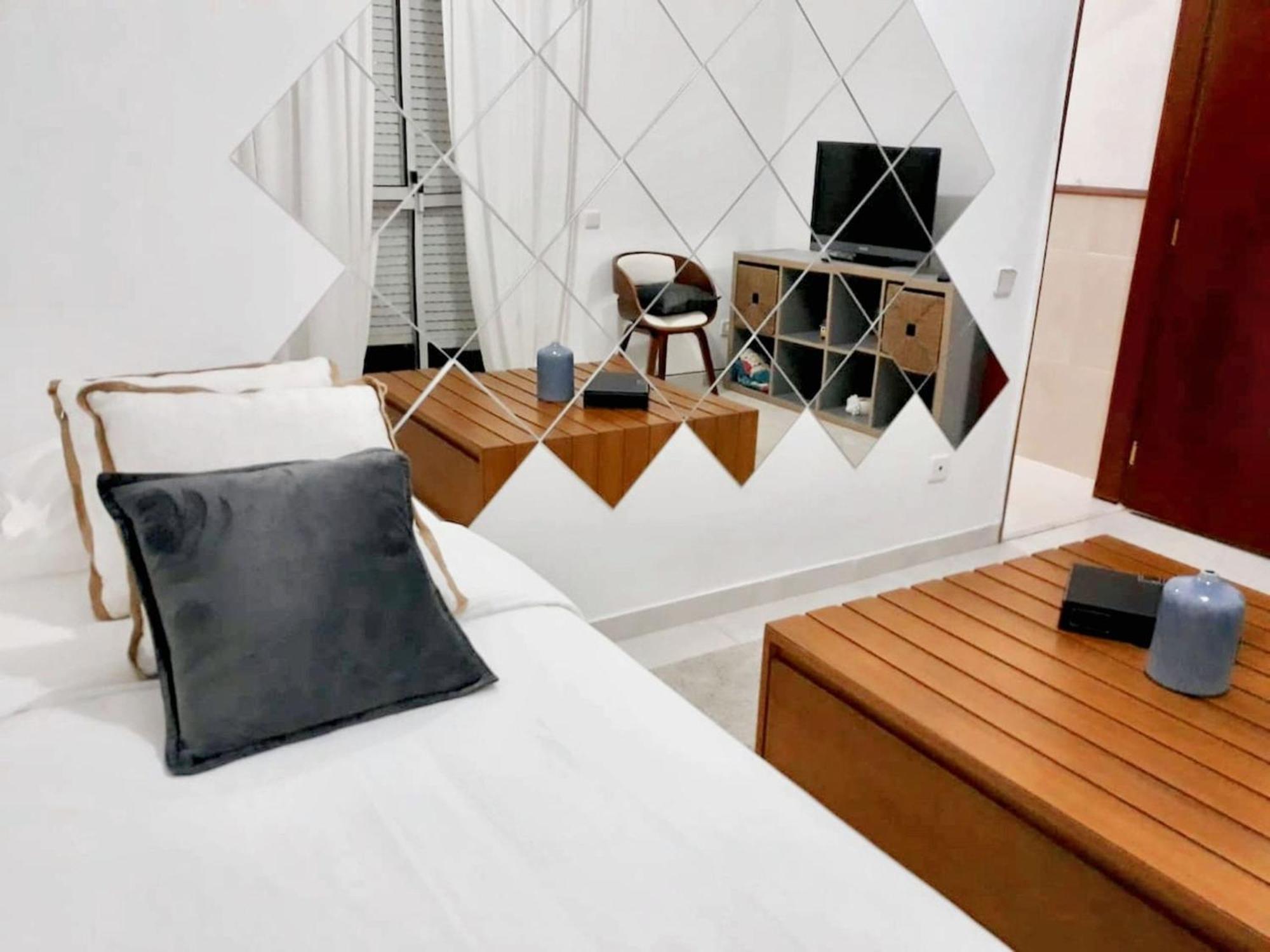 Comfortable Apartment With Balcony And Sea View In Lisbon 50 M² Exteriör bild
