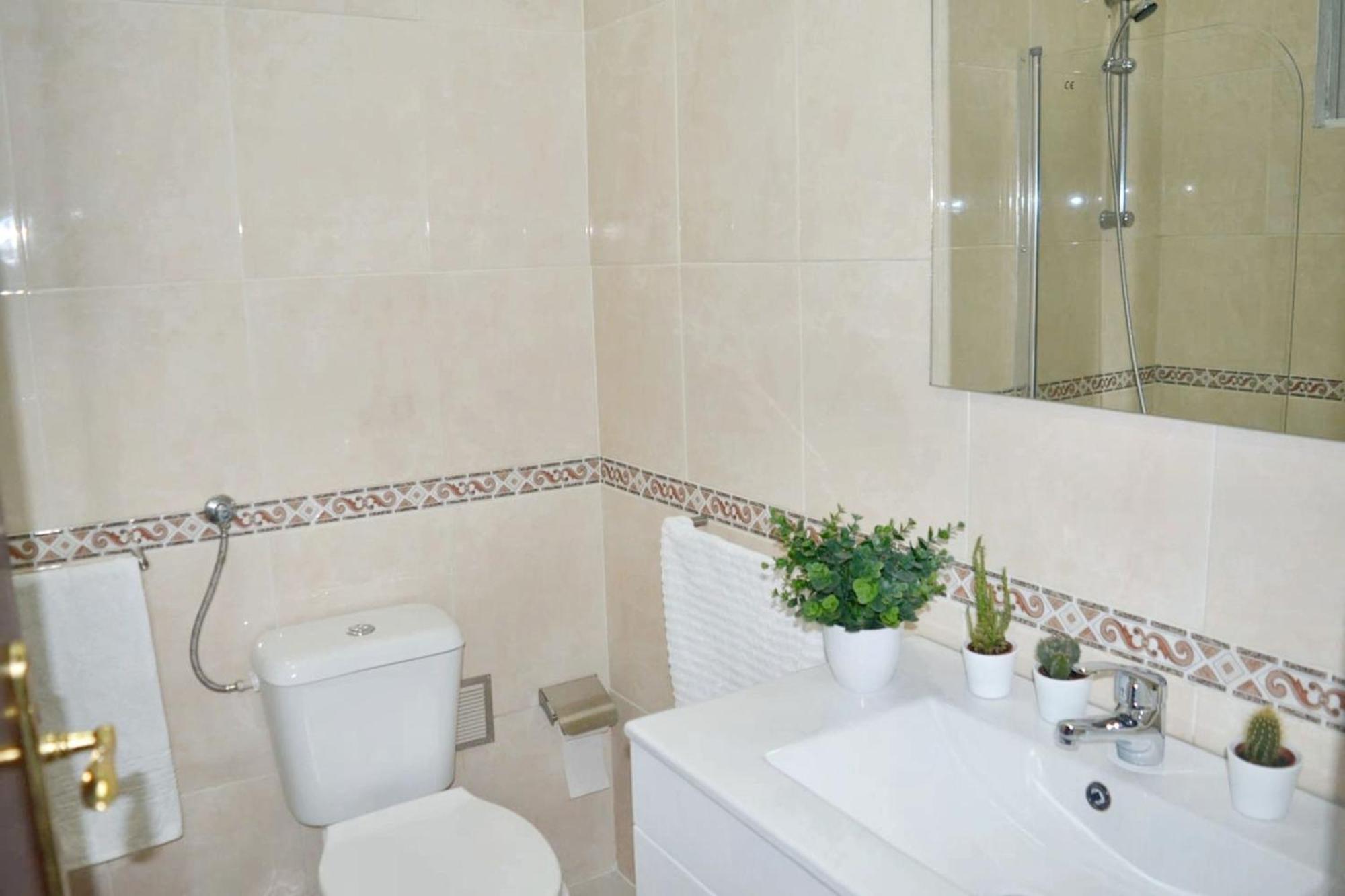 Comfortable Apartment With Balcony And Sea View In Lisbon 50 M² Exteriör bild